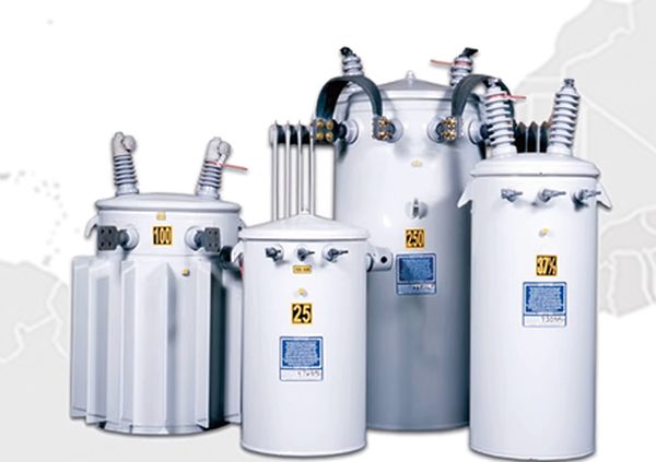 Single-phase pole-mounted distribution transformer